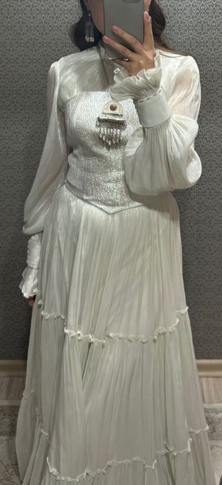 Платье на сырға салу