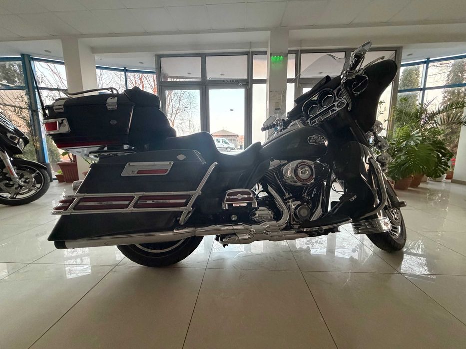 Harley Davidson Electra Glide Ultra 2009 - Full Touring, Gata de drum