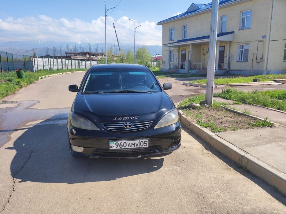 Продам машину Toyota Camry