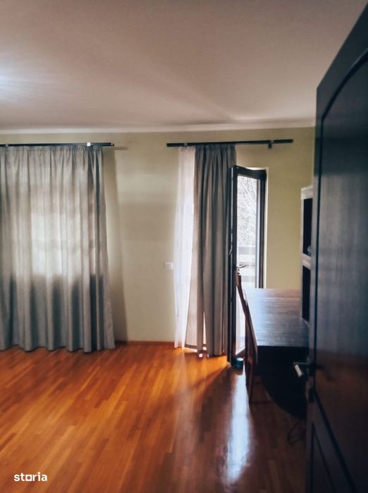 Casă / Vilă de PROPRIETAR , zona DEOSEBITA !