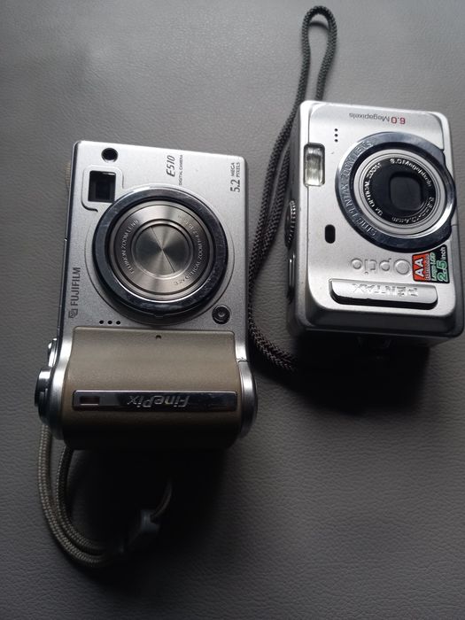 Camere foto digitale Y2K  Sony,Fujifilm, Pentax