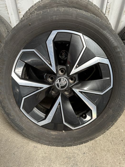 Set 4 jante aliaj originale Škoda R16 5x100 ET38 + anvelope 205/55 R16
