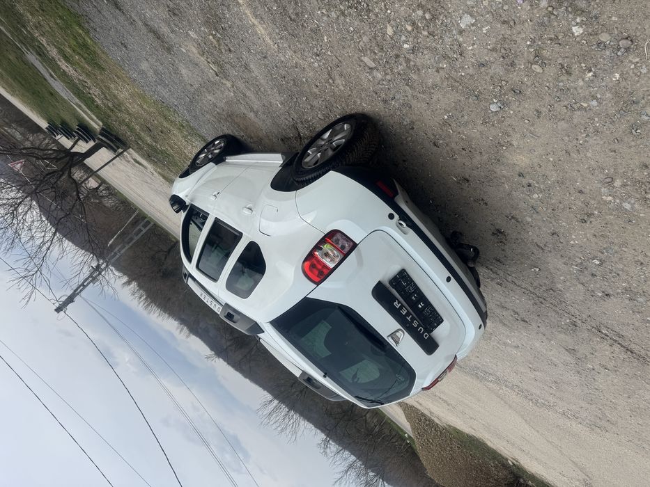 Duster Euro 6 an 2016 motor 1,2 benzină 125 cp KM 116771 ful dotări