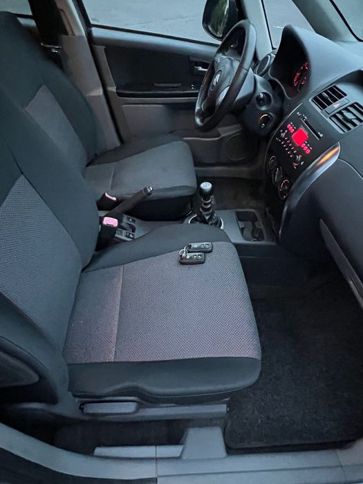 Suzuki SX4 1,9diesel 4x4 la buton