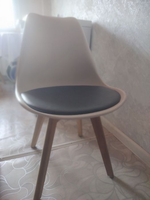 Продам Стул кухонный