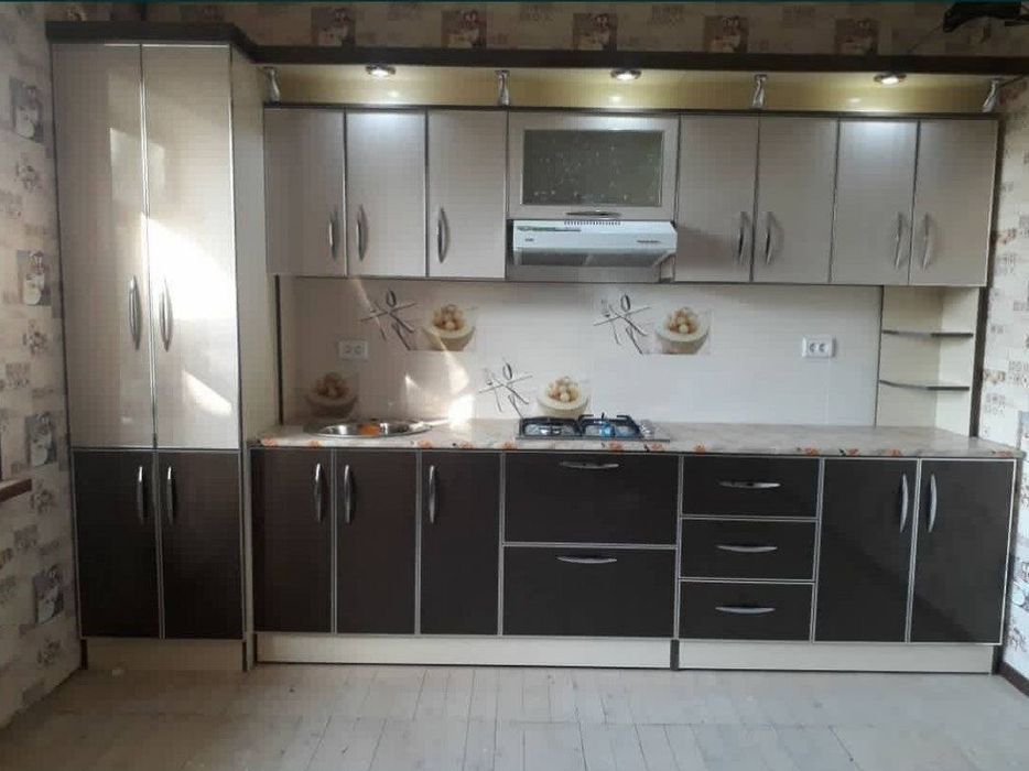 Кухонная мебель н заказ.