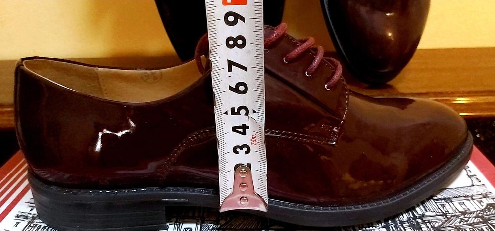 Новые Полуботинки 38р