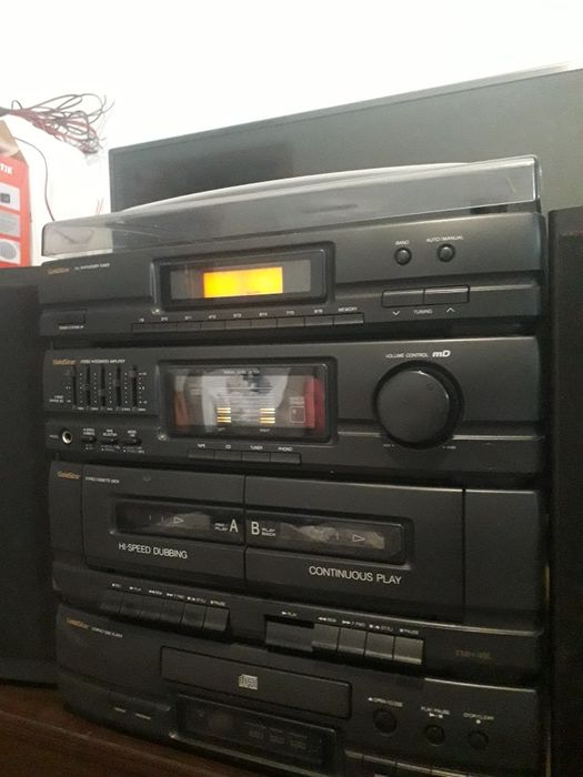 Продам музыкальный центр Goldstar