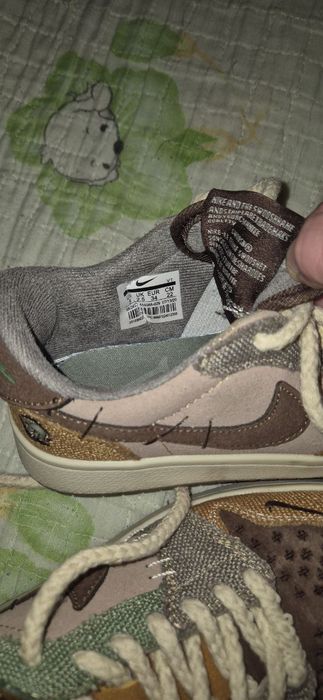 Кроссовки детские