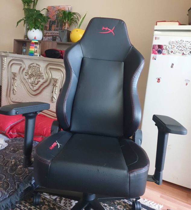 HyperX kreslo sotiladi idial holatta