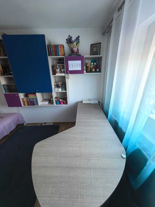 mobilier camera tineret