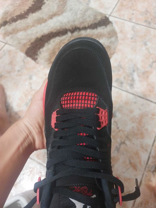 Jordan 4 Red Thunder