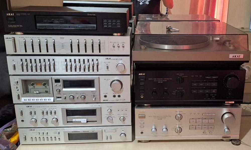 Amplificator Intrare Optică/Analogică Akai AM55 – Black Modificat