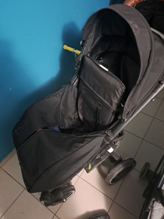 Продам коляску Tomix