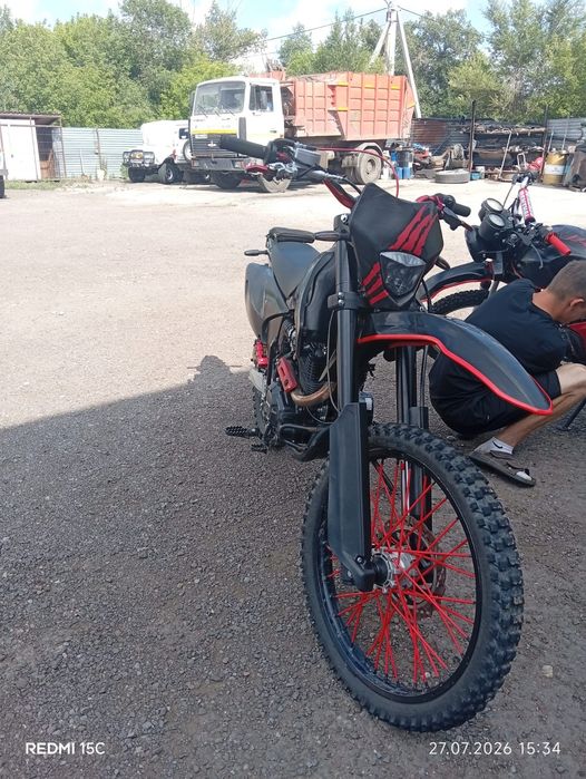 Продам мотоцикл 300кубов