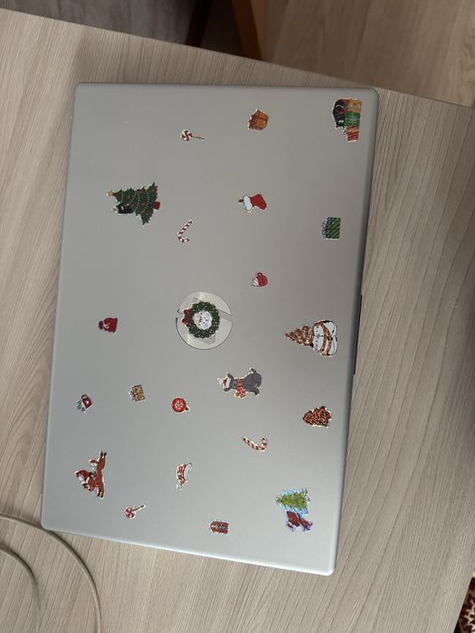 Ноутбук сатылады