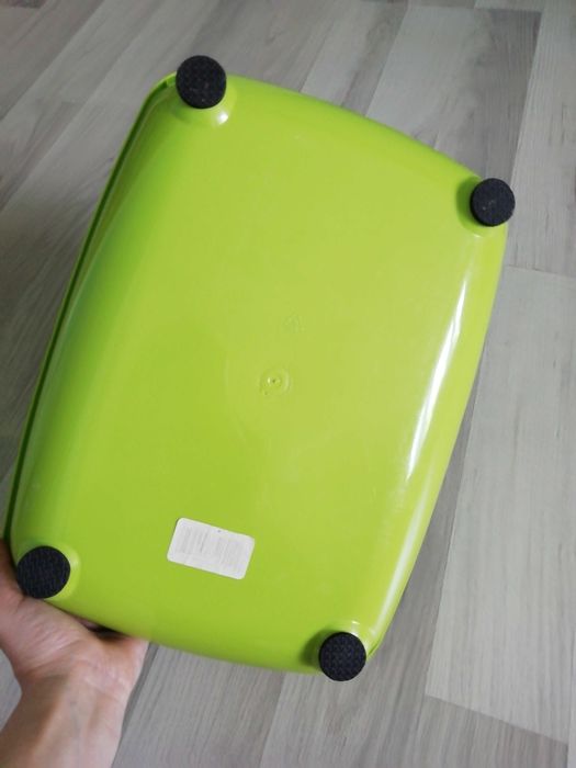 Котешка тоалетна