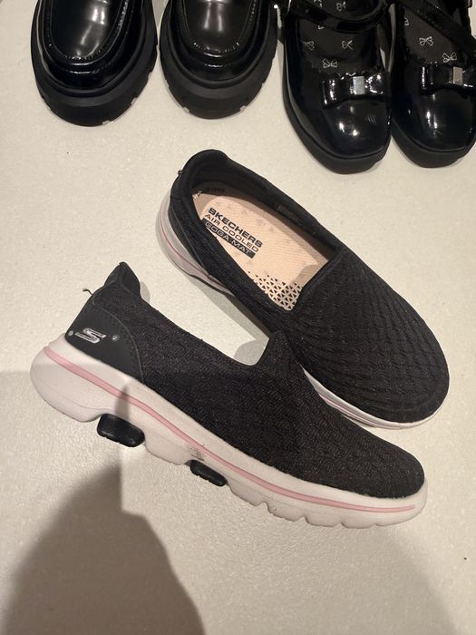 Adidasi slip on Skechers 28.5