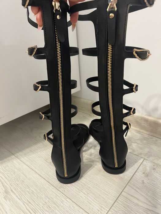 Sandale gladiator cu caramb inalt 36