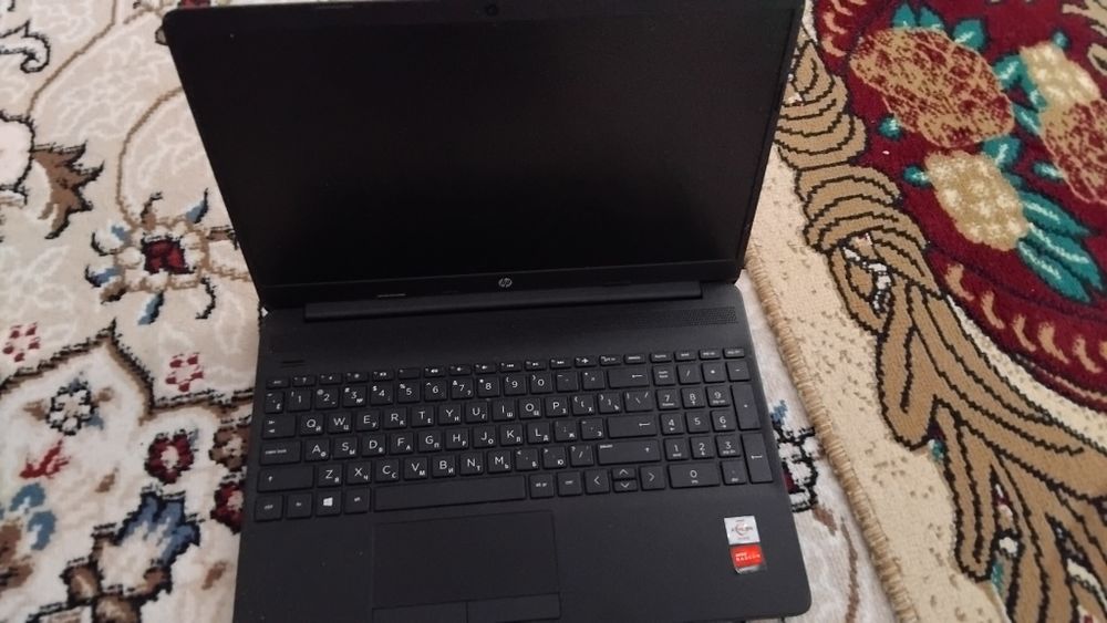 Ноутбук hp  сатылады