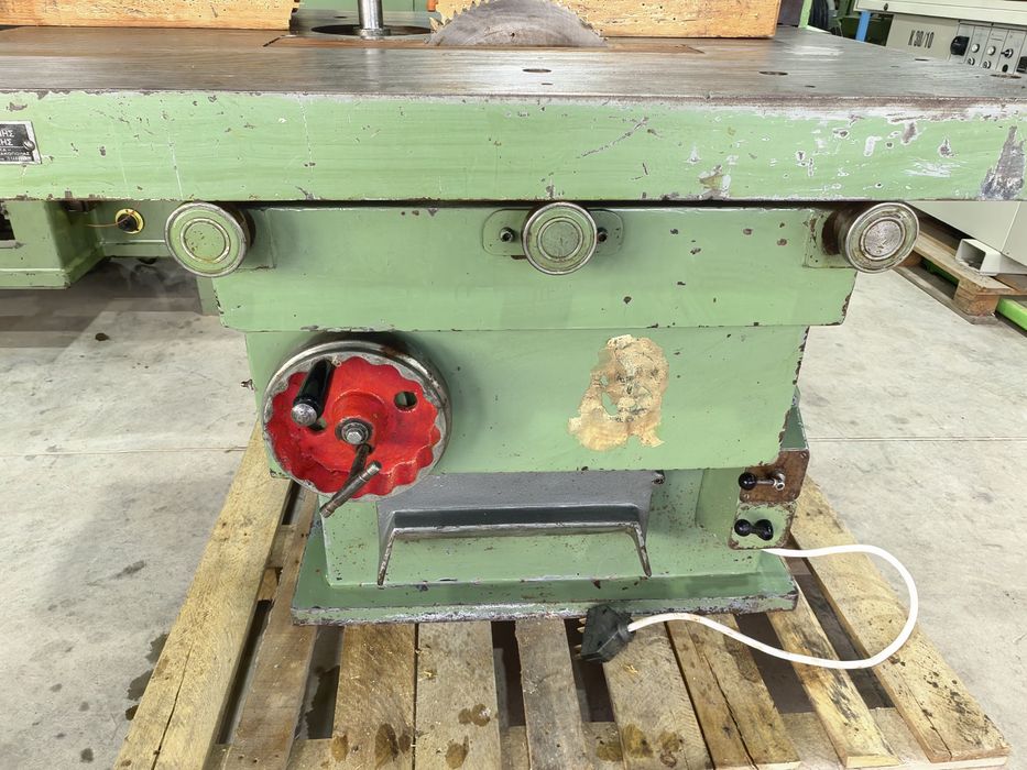 Циркуляр с карета + фреза. Трифазна.