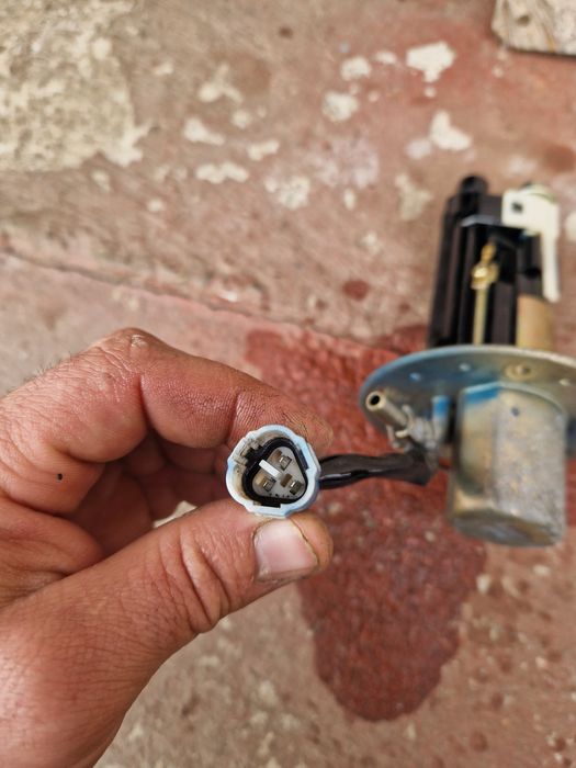 Vand Pompa Benzina Suzuki GSX-R 600 K5 2005