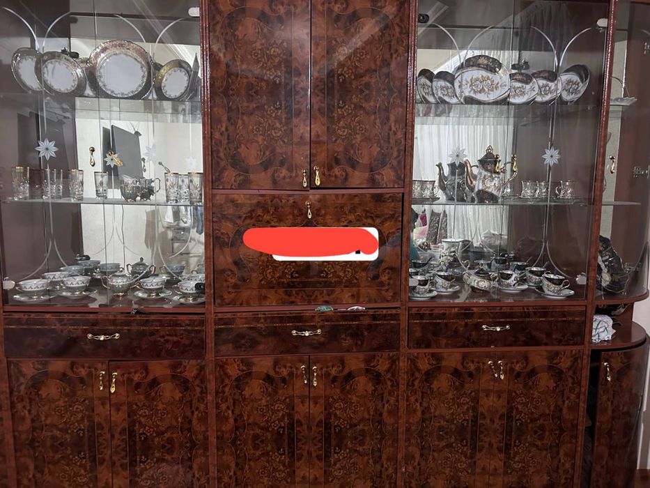 Stenka  zalga oynalari butun ichidiy narsalari berilmoydi