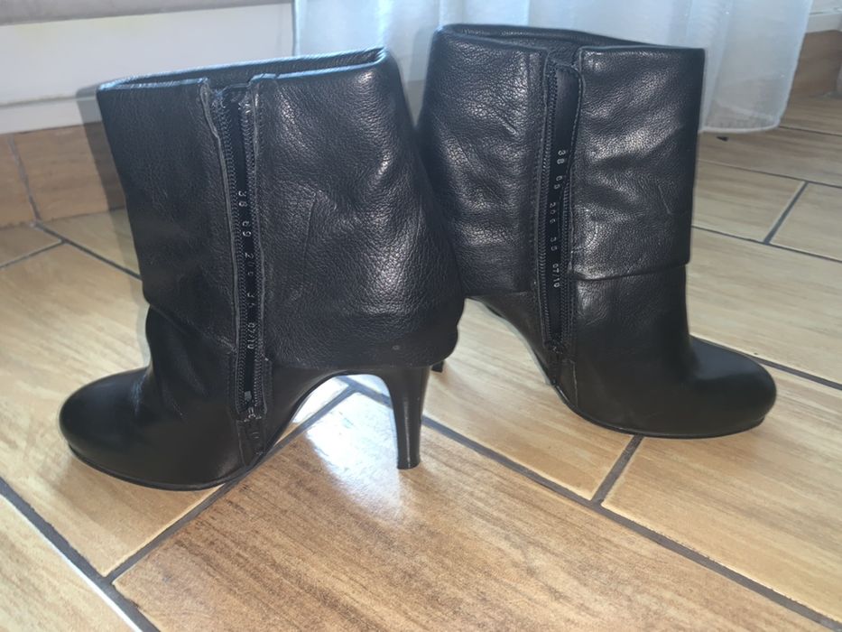 Ghete/botine  stiletto, piele, marime 36, nu zara, musette, il passo