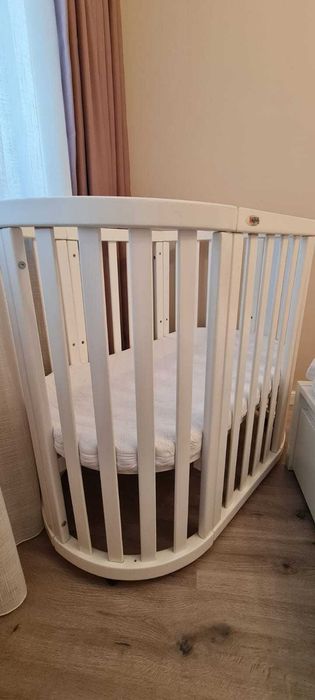 Patut bebe rotund/oval Mon Amie 9 in 1 alb Marvis