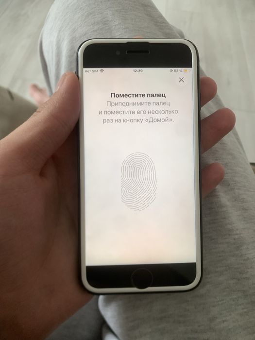 Продам айфон Se 2020