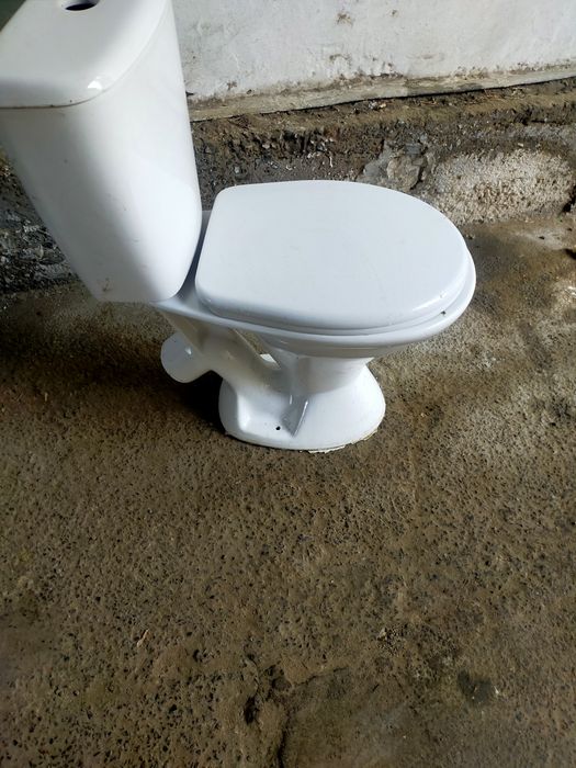 Продам унитаз,хорошем состоянии