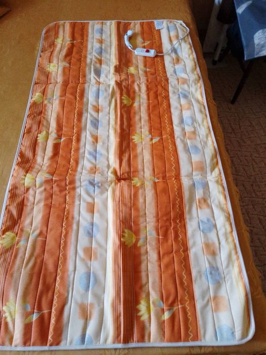 Чисто ново електрическо одеало