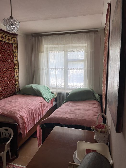 Продаётся своя 4х комнатная квартира.