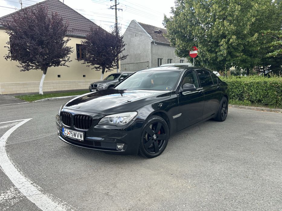 BMW Seria 7 0 — imagine 1