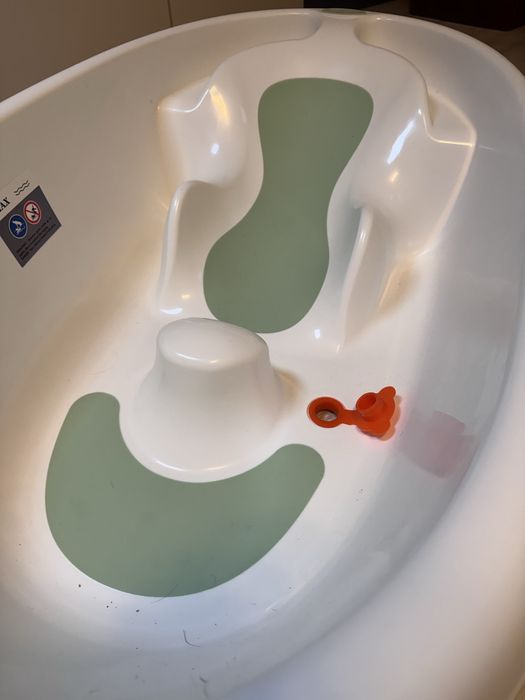 Анатомична вана за бебе-корито
