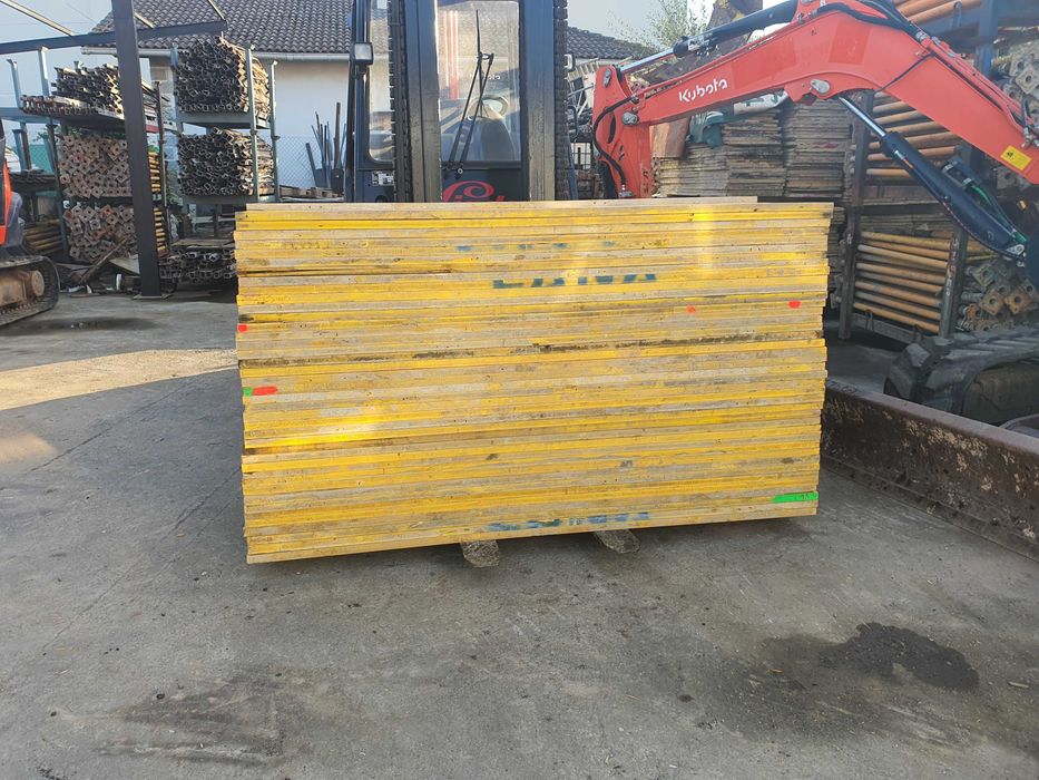 Se închiriază Panouri cofraje,grinzi , popi metalici!