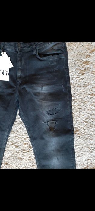 Blugi Zara skinny cu rupturi si piele,model Rick Owens,,40