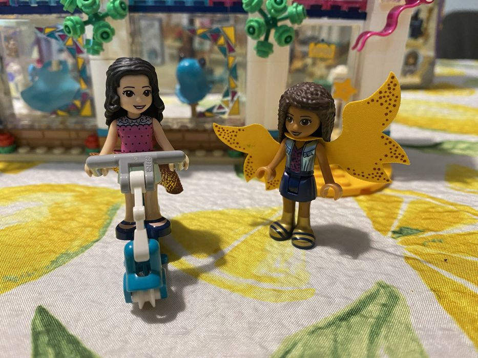 LEGO® Friends Магазинът за аксесоари на Andrea 41344