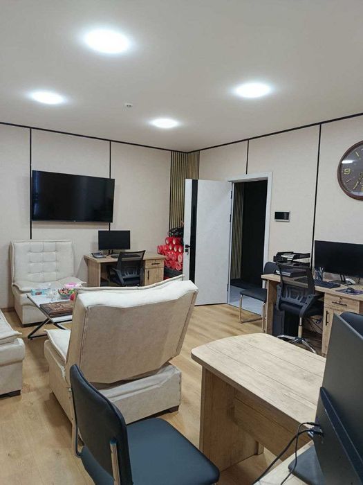 Ц квартал Чиланзар ул.Катартал цокольный этаж после ремонта 45 кв.м.