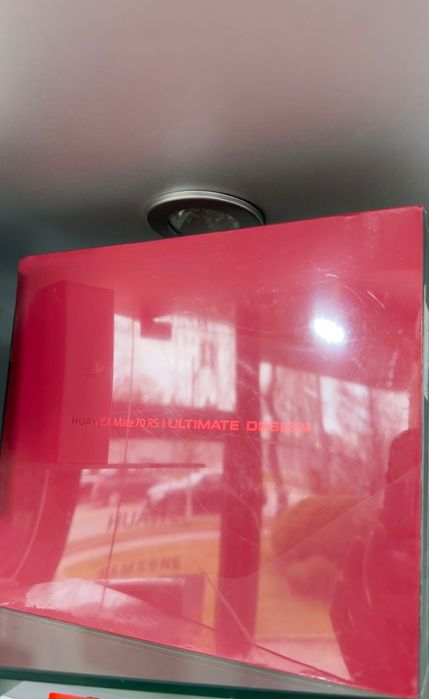 Неразпечатан! Huawei Mate 70 RS Ultimate Design 512GB 16RAM Гаранция!