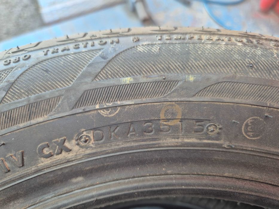 4 Anvelope VARA - 165/65/14 - 175/65/14 - BRIDGESTONE - NOI - DOT 2015 !