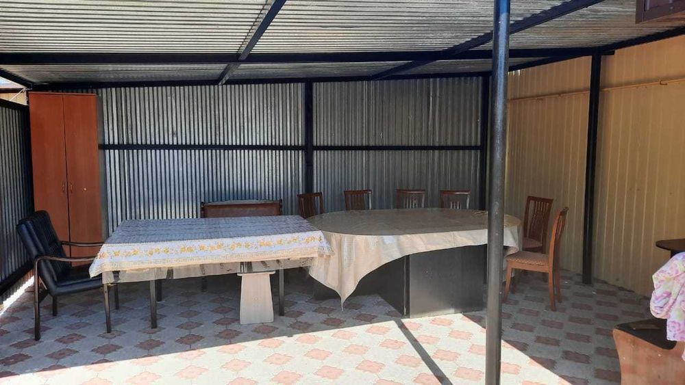 2-х этажный домик недалеко от центра