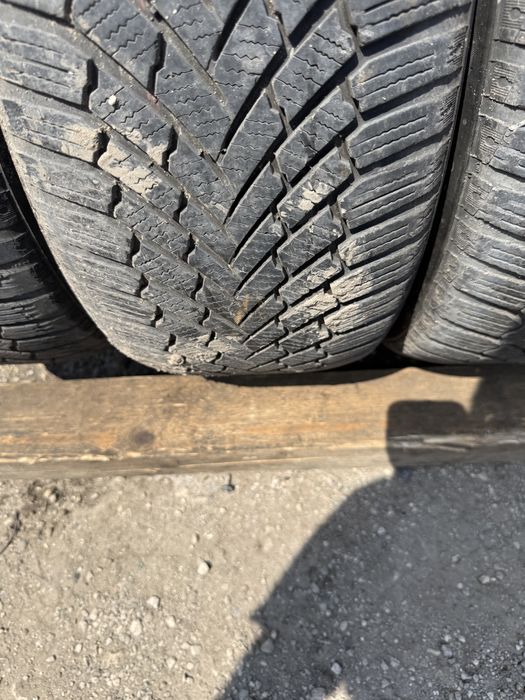 4 броя зимни гуми Continental 225/50 R17 Dot 1619 ном 502