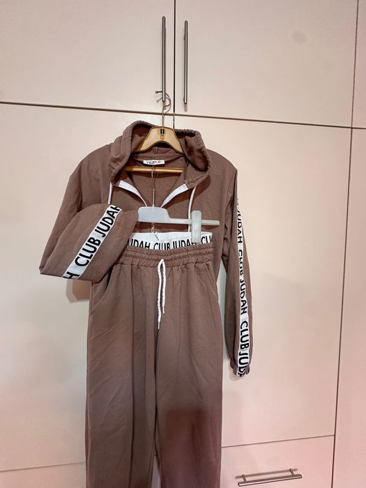 анцуг за момиче (тийнейджър)