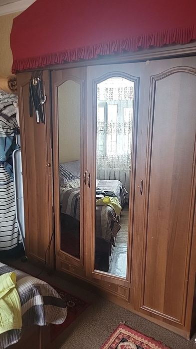 Mebilar  sotiladi B/U