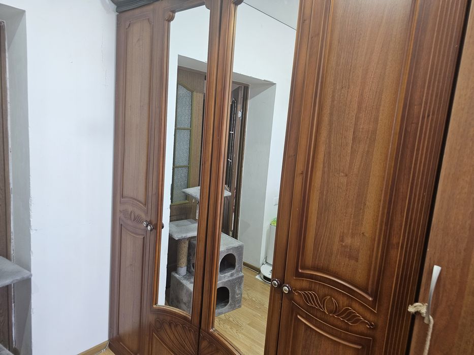 Отдам даром шкаф для одежды