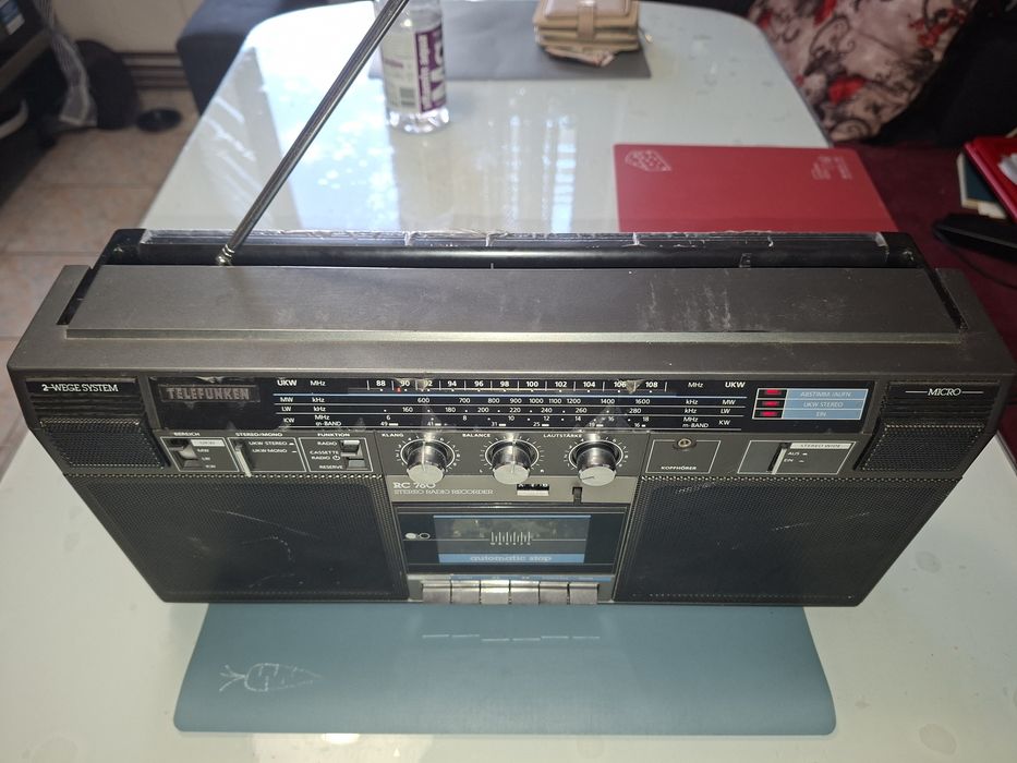 Telefunken RC760, Radiocasetofon Stereo ,Germany 1987,  radio 4 benzi, funcțional, 2 Way Speakers