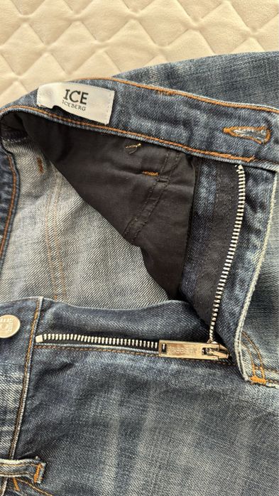 Оригинални мъжки дънки Iceberg