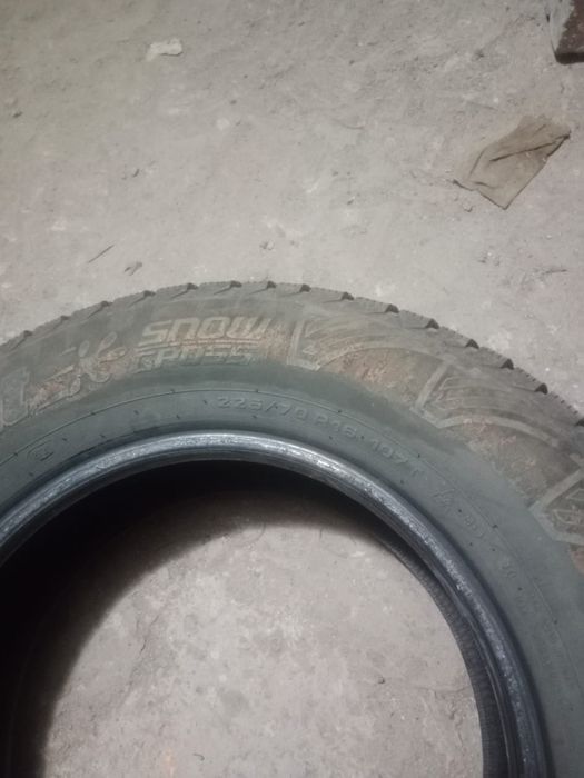 Продам бу авто шину