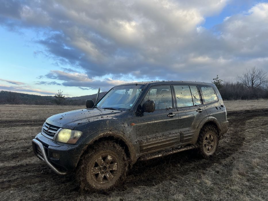 Продавам Паджеро 3